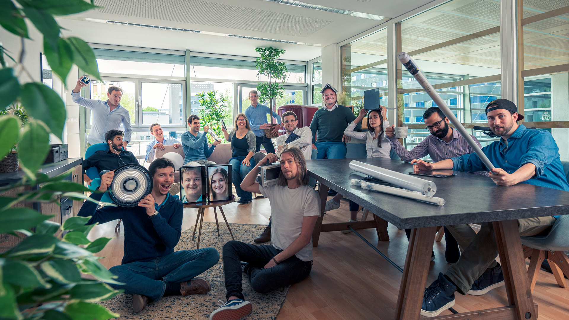 ledcity teamfoto juni2020 CMD 9255 - Startups rund um den Bodensee